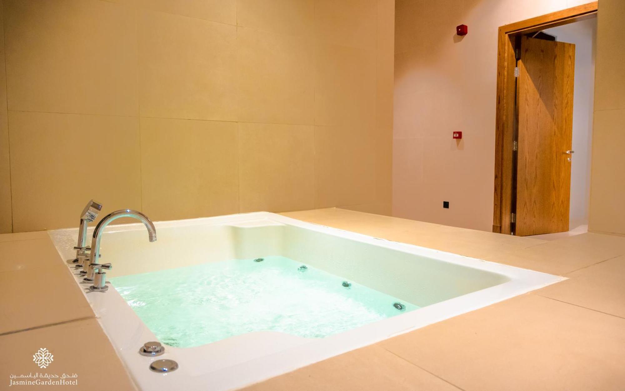 Jasmine Garden Hotel DDjeddah Extérieur photo